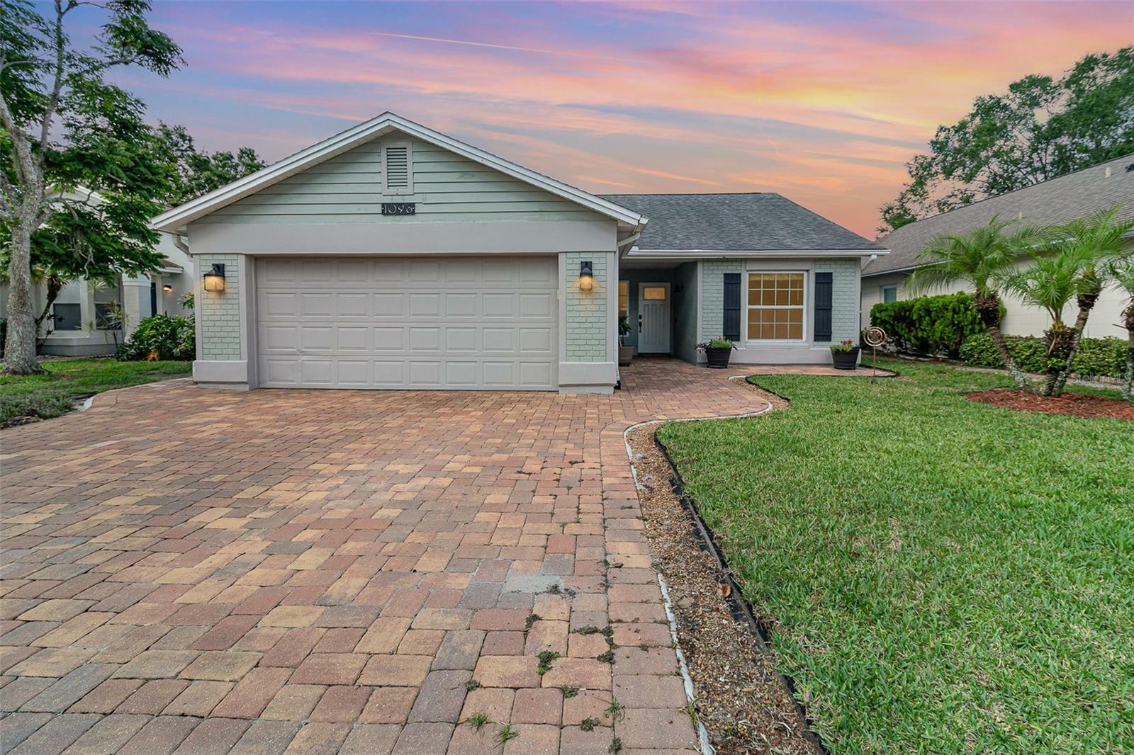 Property Photo: 1096 Dees Drive FL 32765