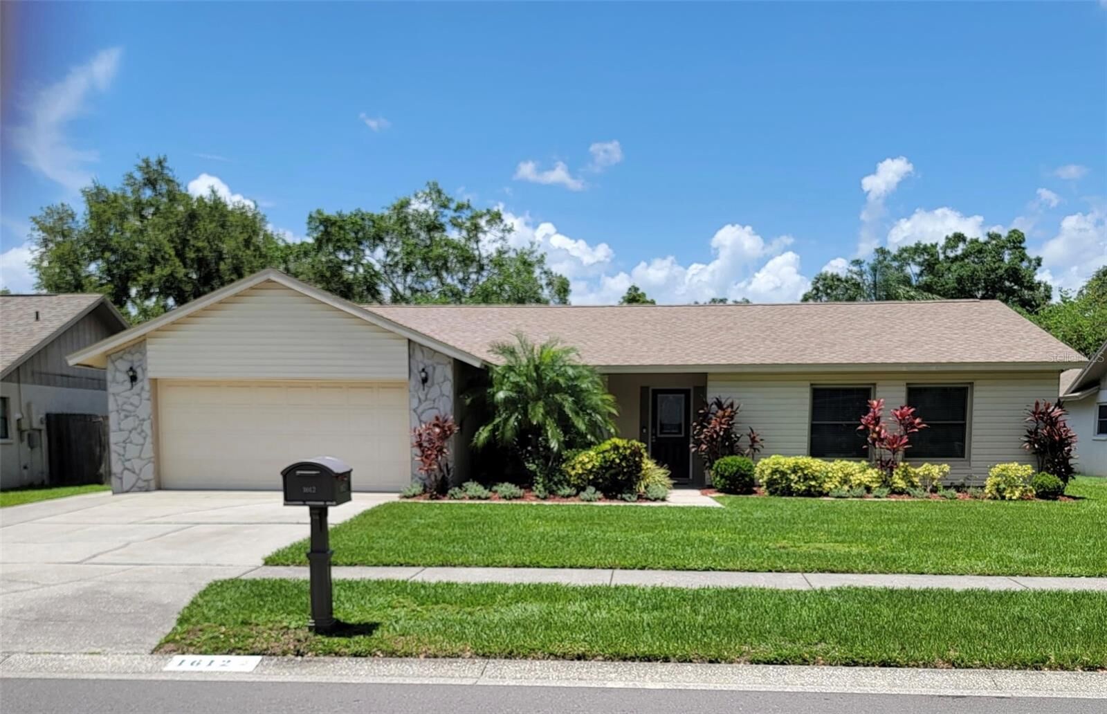 Property Photo: 1612 Shady Leaf Drive FL 33596