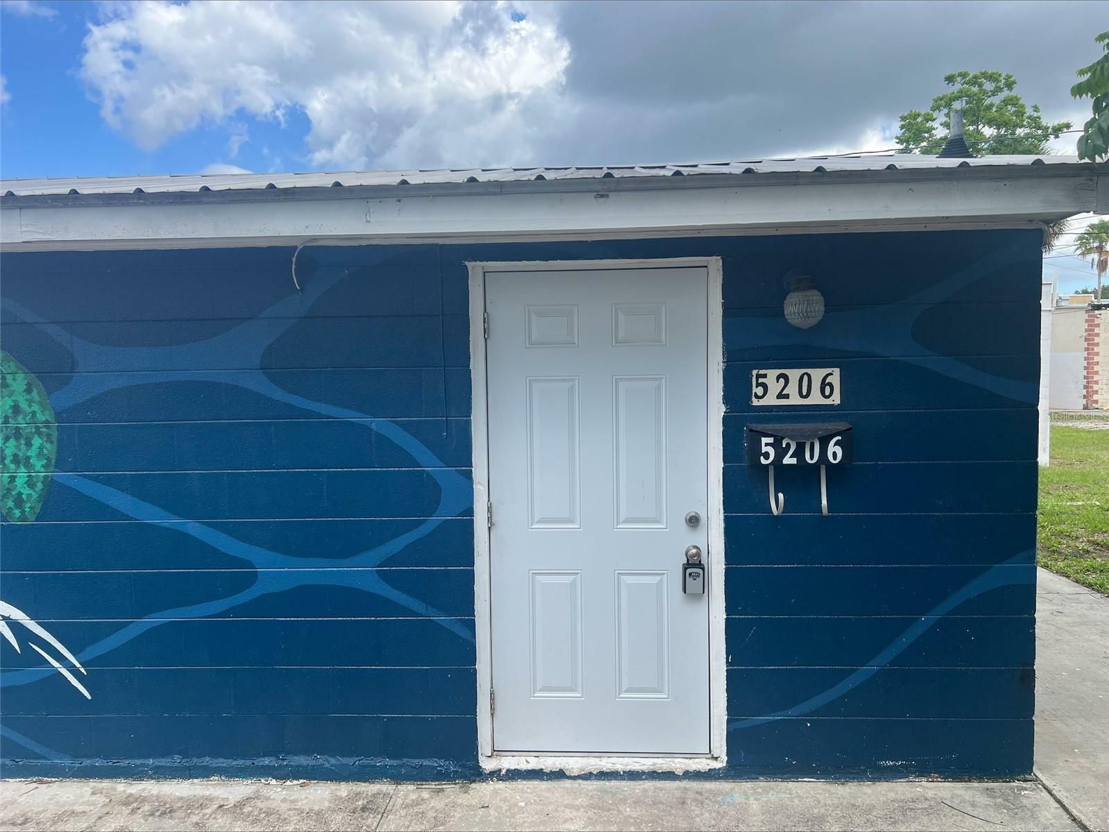 Property Photo: 5206 7th Street FL 33542
