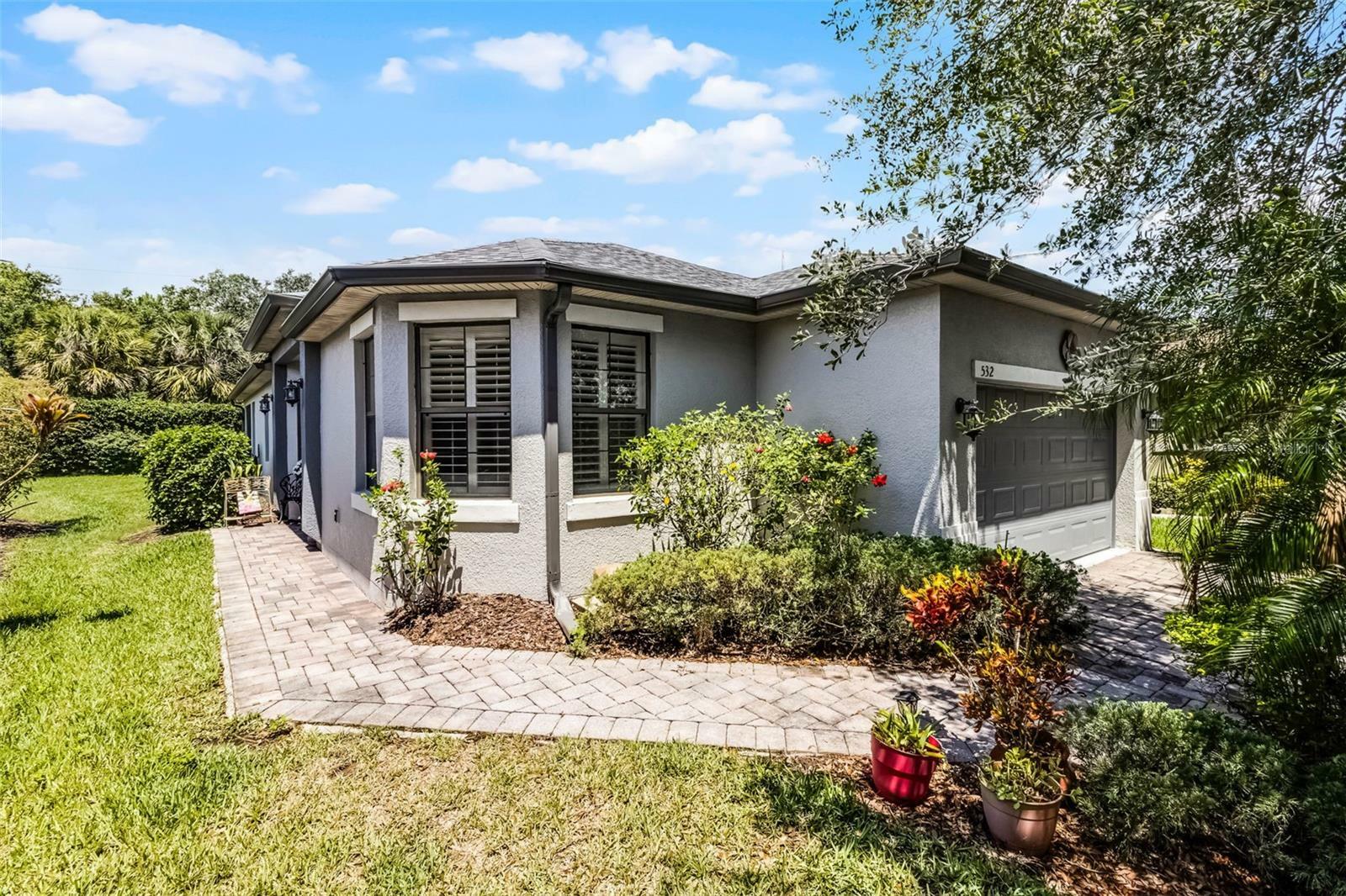 Property Photo: 532 Casanova Court FL 34759