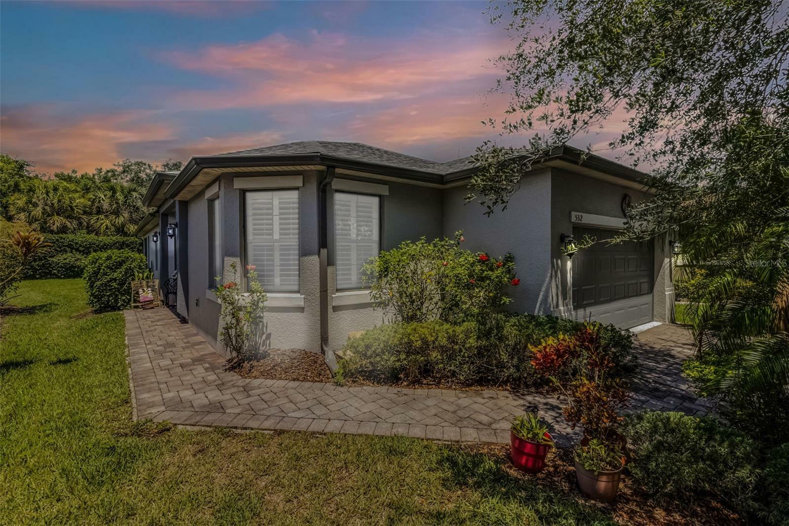 Property Photo:  532 Casanova Court  FL 34759 