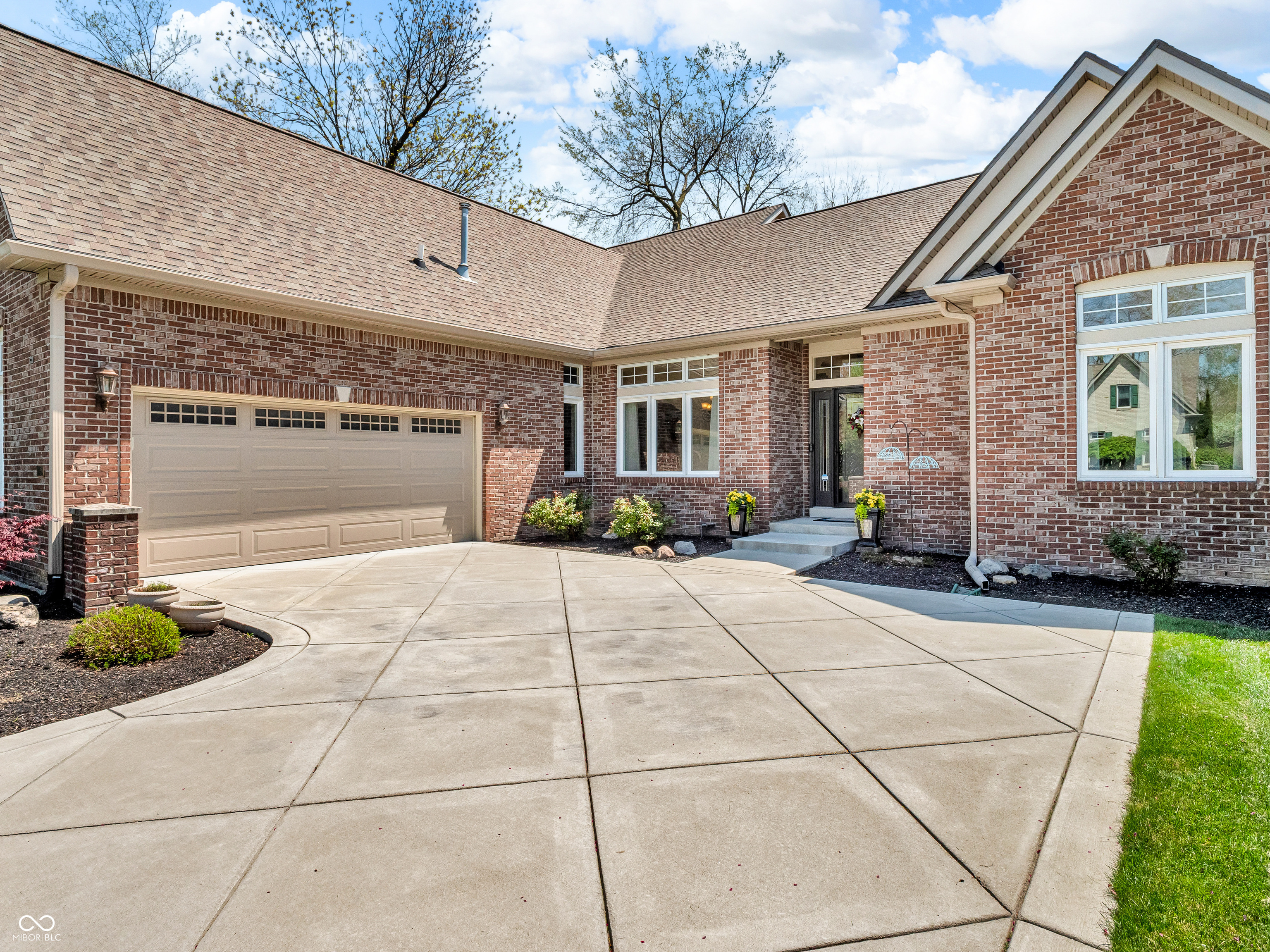 Property Photo: 3559 Towne Drive IN 46032