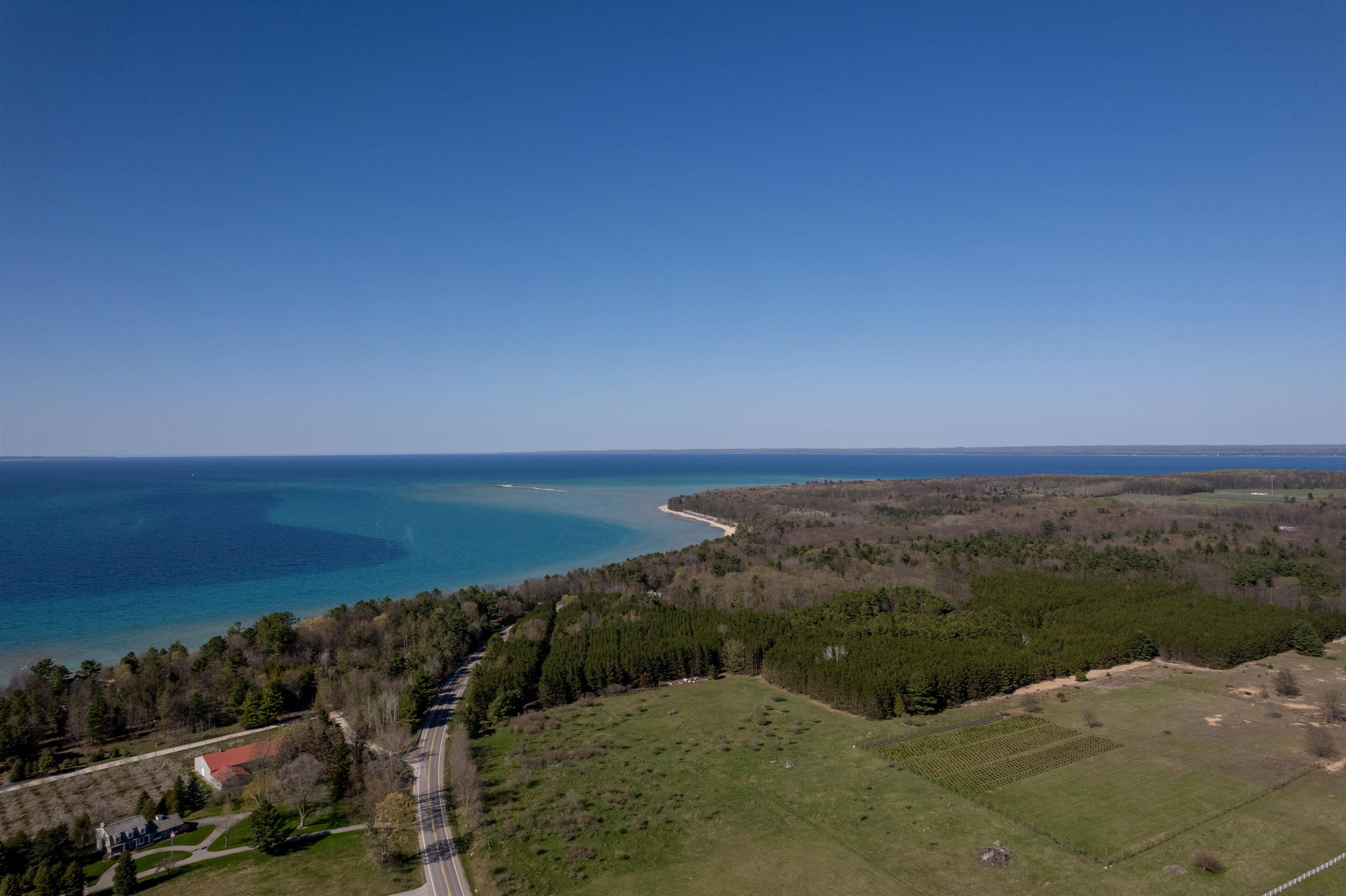 19829 Eagle Rise Road  Traverse City MI 49686 photo