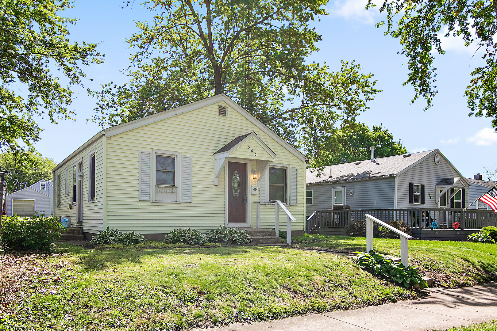 Property Photo: 566 N 10th Avenue IL 60901