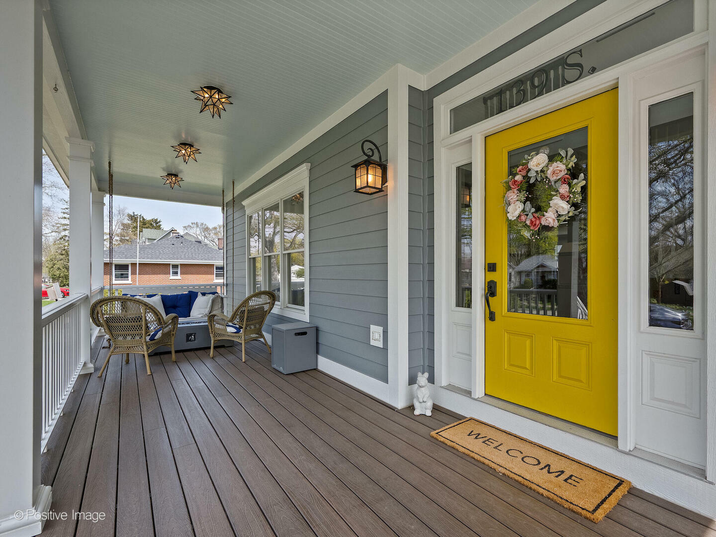 Property Photo: 139 S Hudson Street IL 60559