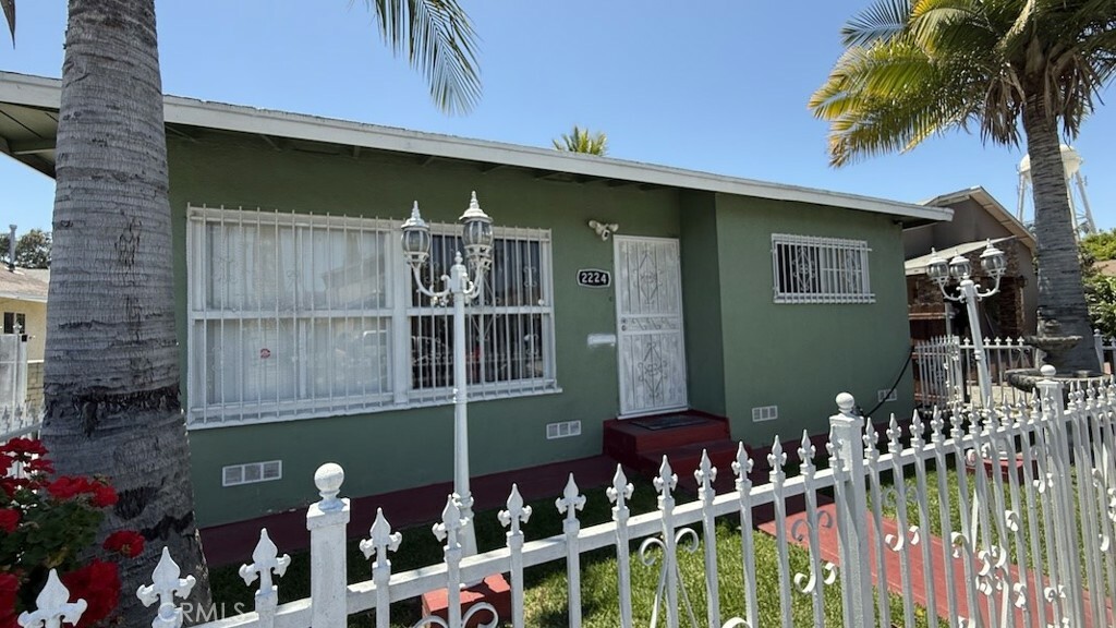 Property Photo:  2224 Mortimer Street  CA 90255 