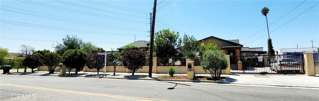 Property Photo: 3112 1st Street CA 92507