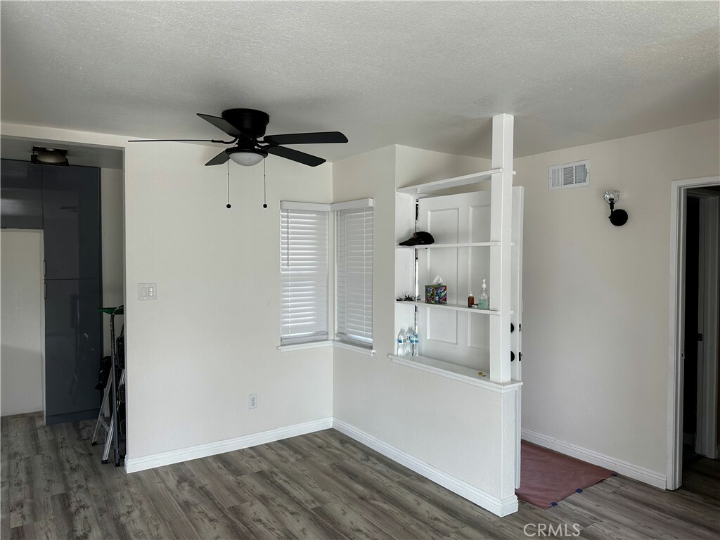 Property Photo: