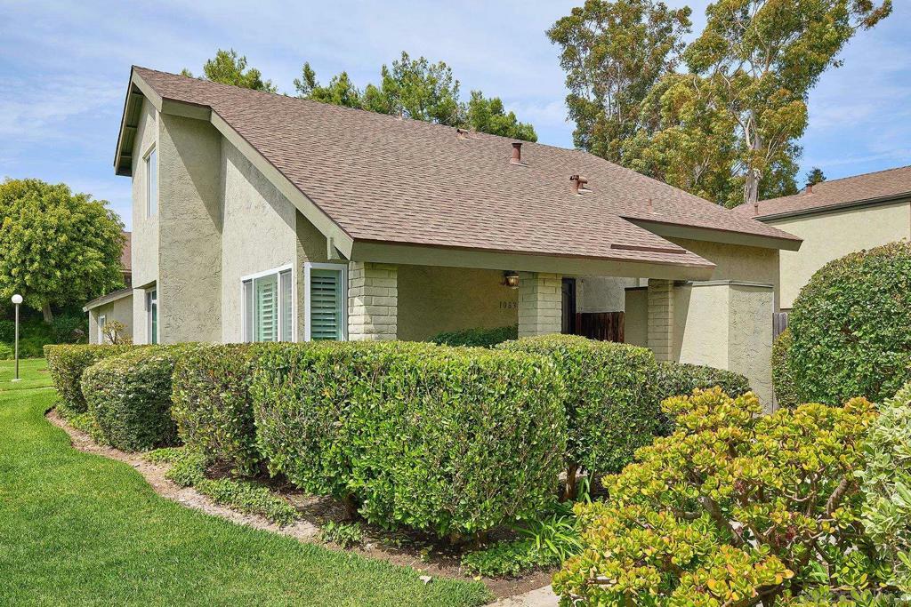 10834 Caravelle Pl  San Diego CA 92124 photo