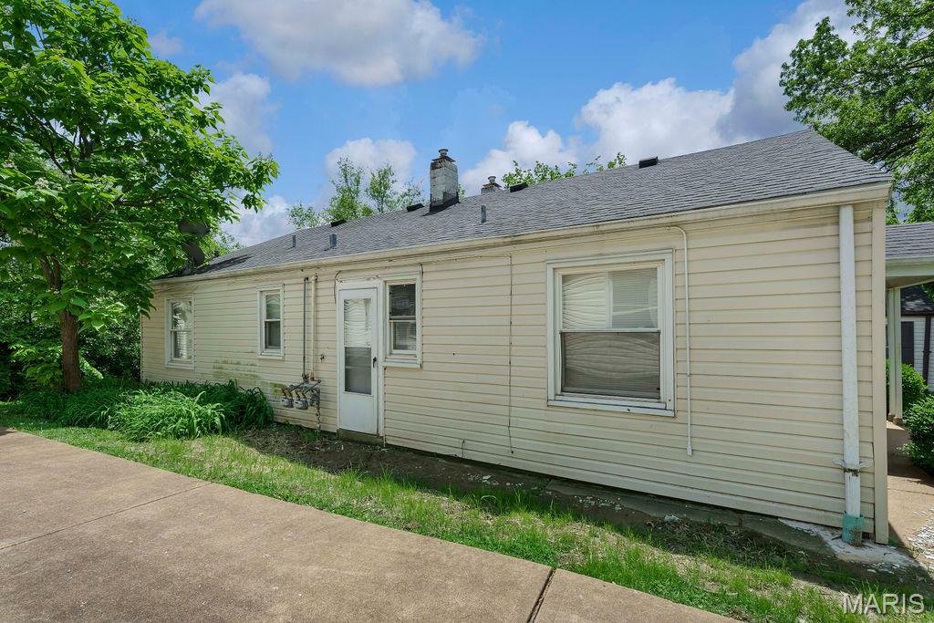 Property Photo: 1212 San Jacinto Court MO 63139