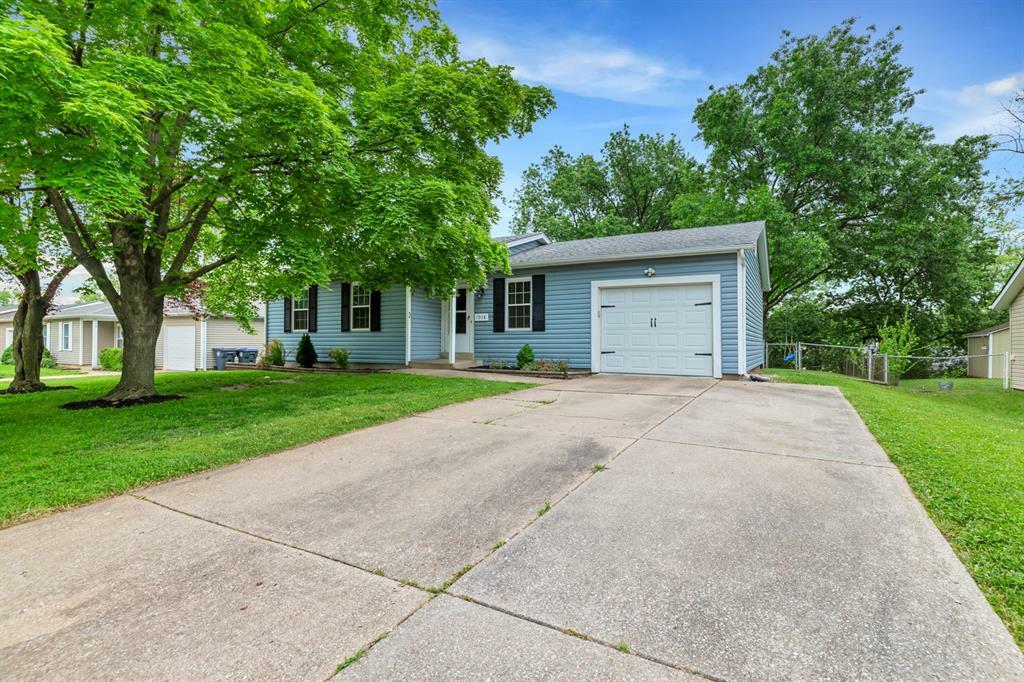 Property Photo: 1908 Winter Hill Drive MO 63366