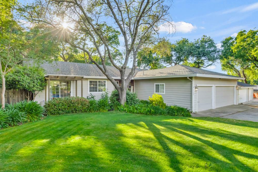 Property Photo: 3106 Latham Lane CA 95762