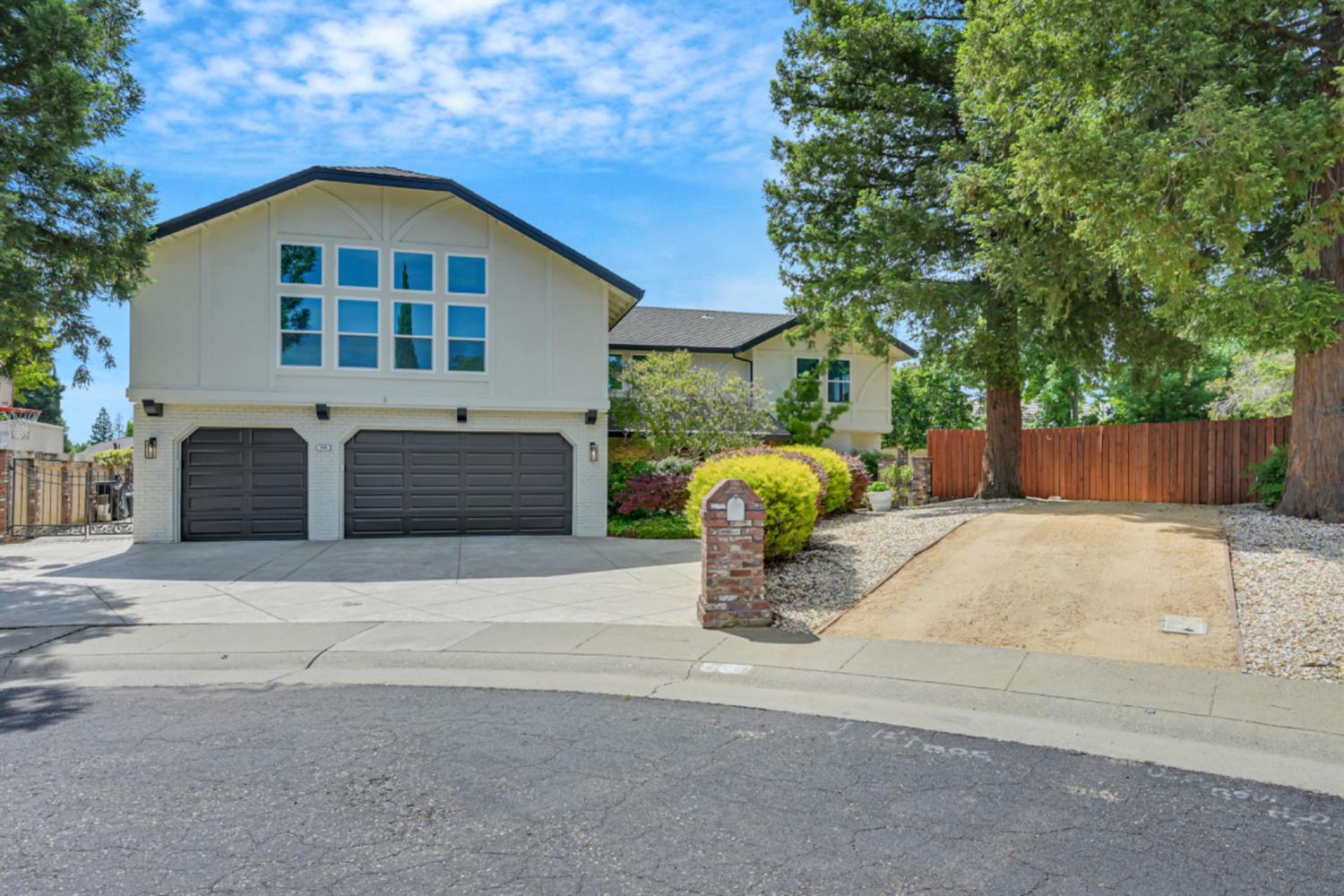 Property Photo:  109 Bermuda Court  CA 95678 