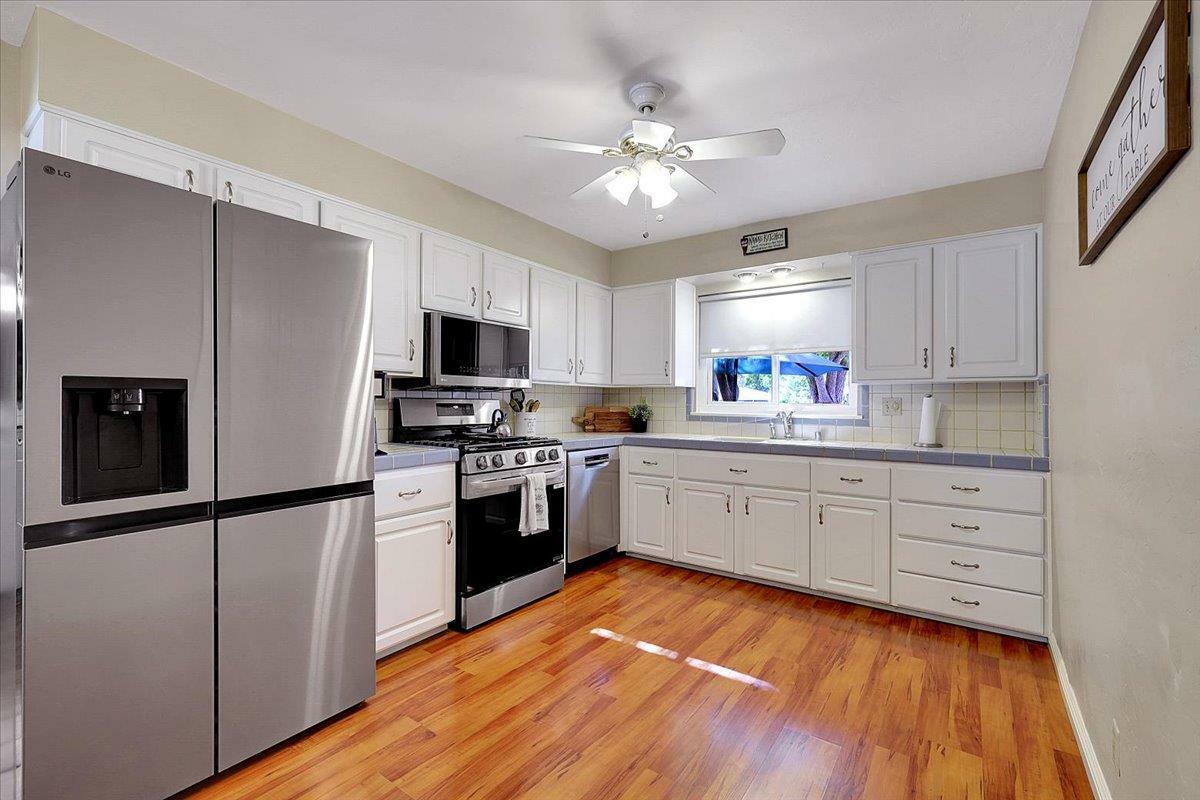 Property Photo: 2812 Panay Court CA 95608