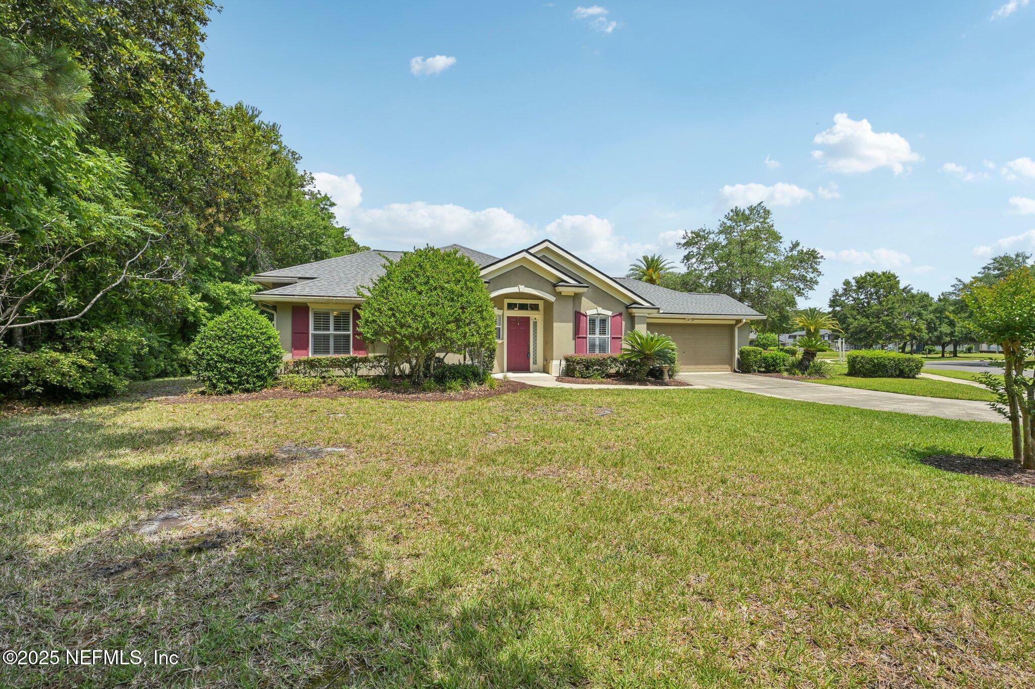 Property Photo: 6376 Island Forest Drive A FL 32003