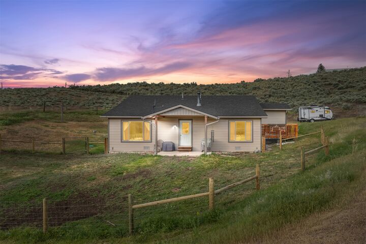 688 Black Horse Trail  Stevensville MT 59870 photo