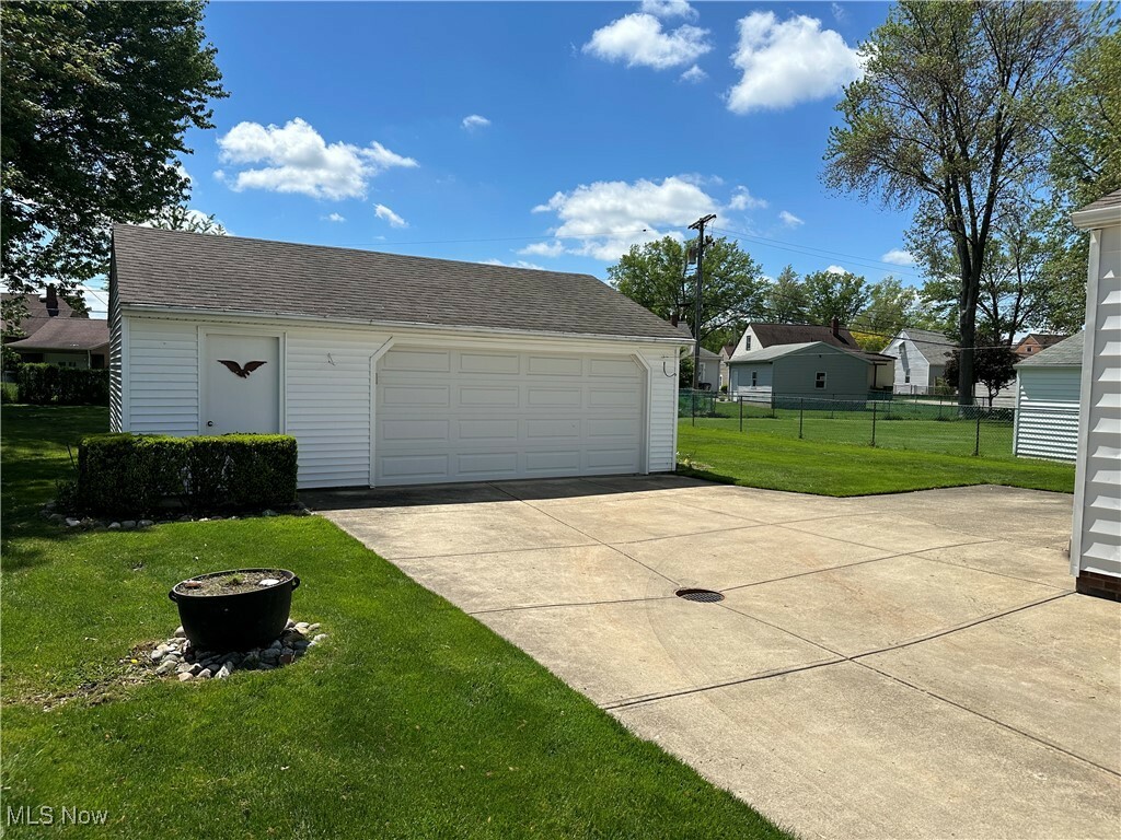 Property Photo: 30432 Mildred Drive OH 44095