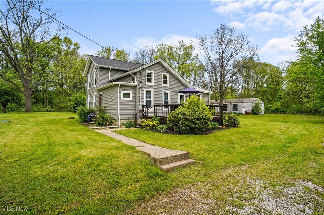 Property Photo: 436 State Route 14 OH 44411