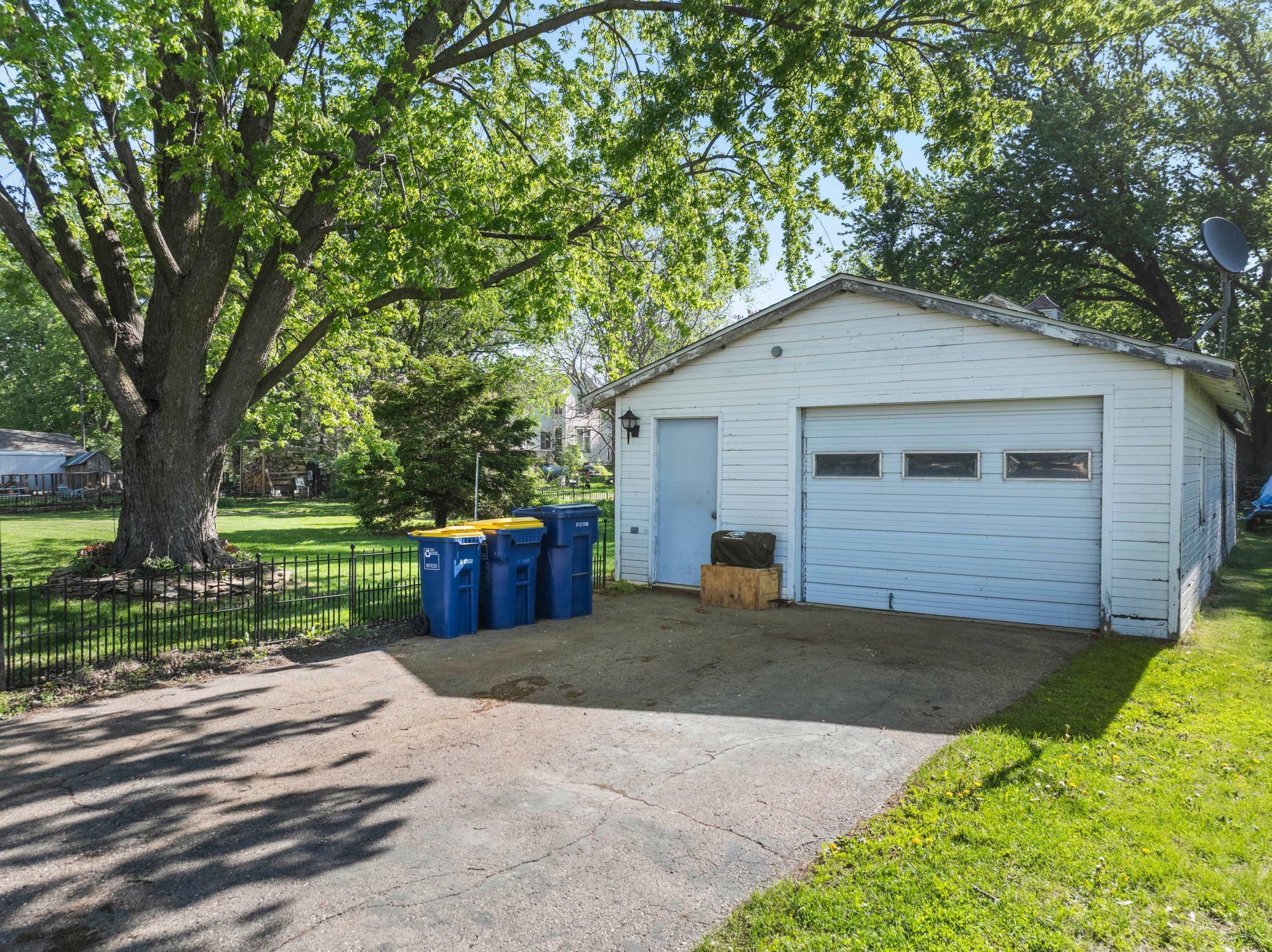 Property Photo: 37726 2nd Avenue MN 55018