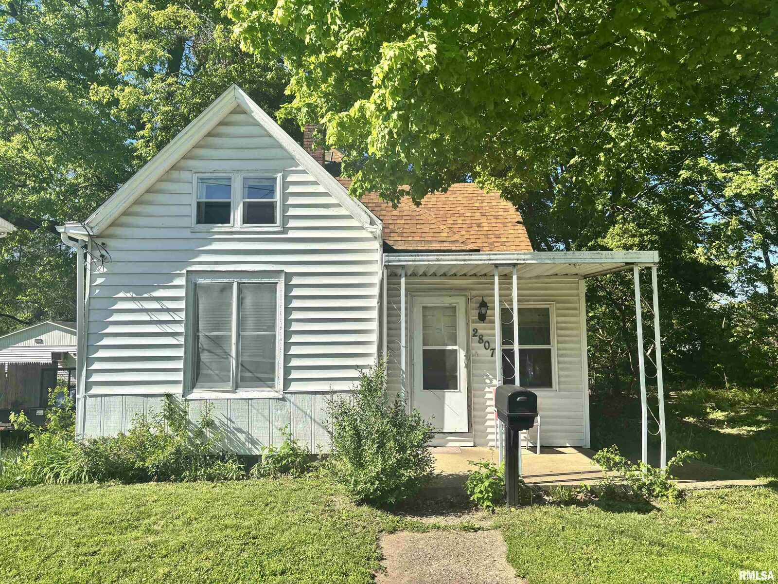 Property Photo: 2807 W Marquette Street IL 61605
