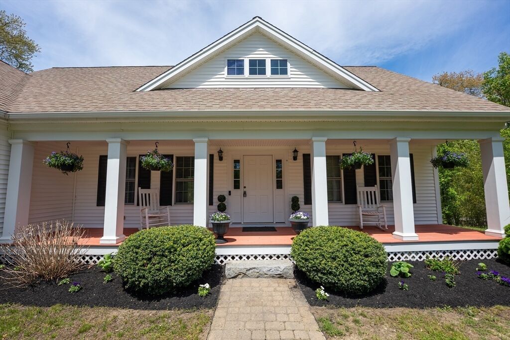 Property Photo:  475 Ship Pond Rd  MA 02360 