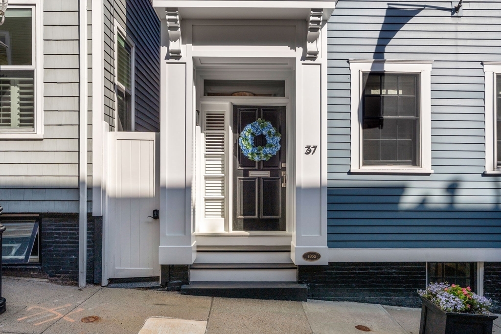 Property Photo:  37 Soley Street  MA 02129 