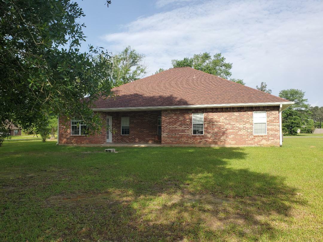 Property Photo: 183 Melody Ln LA 70634