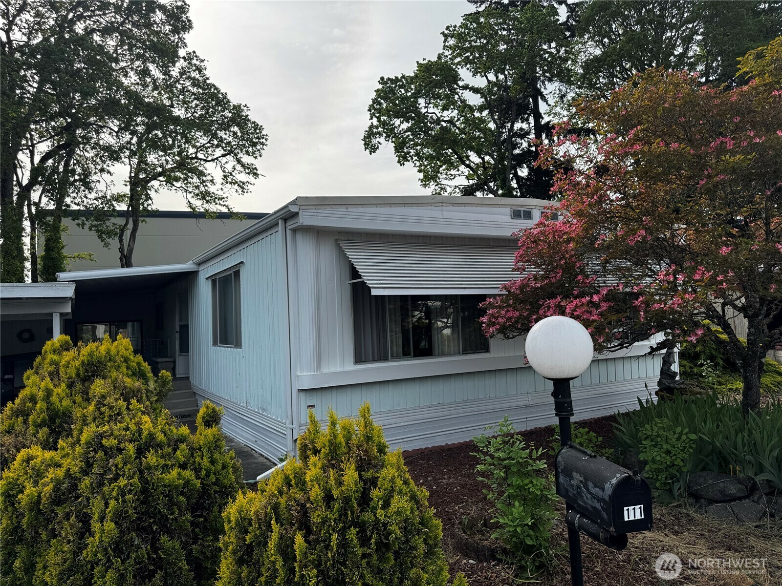 Property Photo: 8620 32nd 32nd Avenue Court SW 111 WA 98499