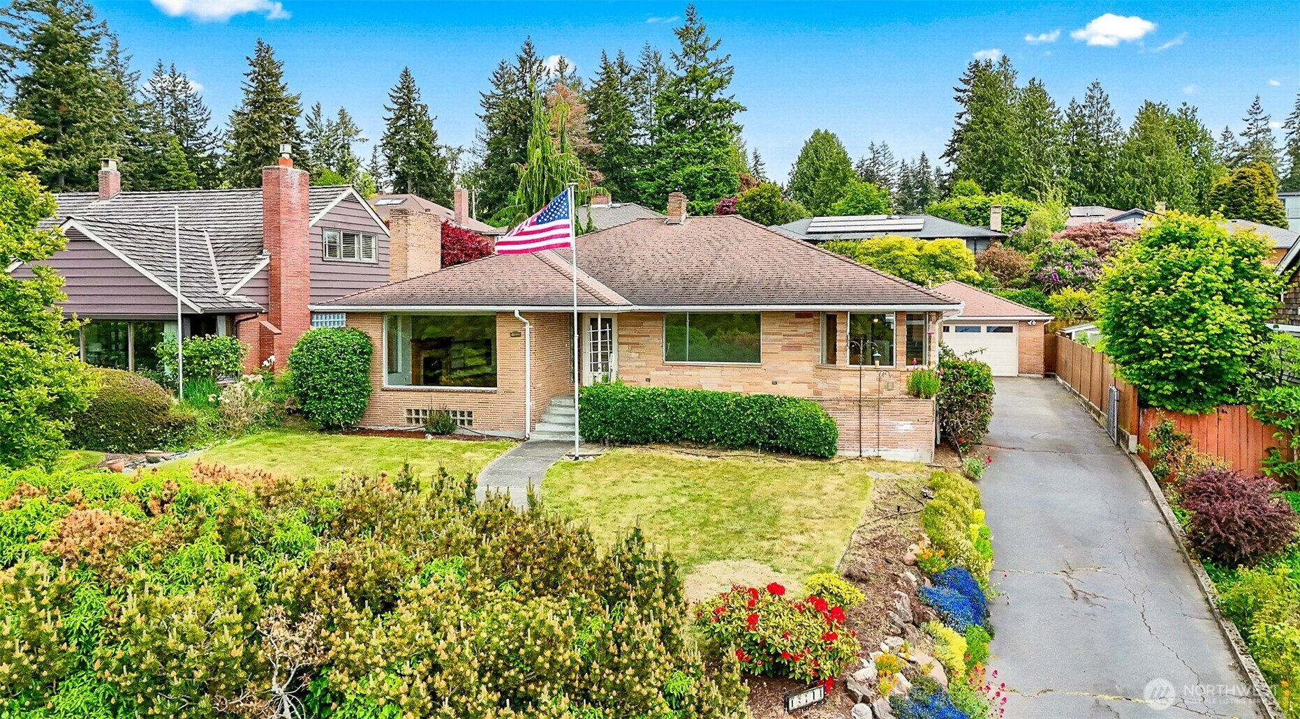 12744  8th Avenue NW  Seattle WA 98177 photo
