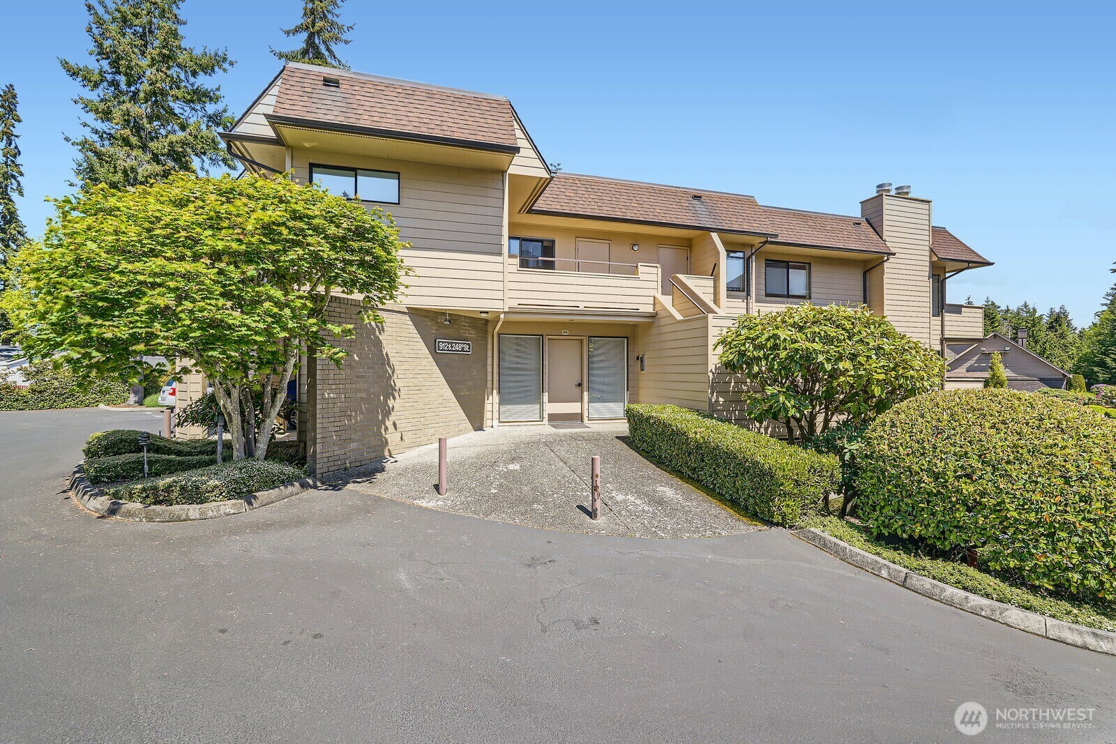 Property Photo: 912 S 248th Street 15 WA 98198