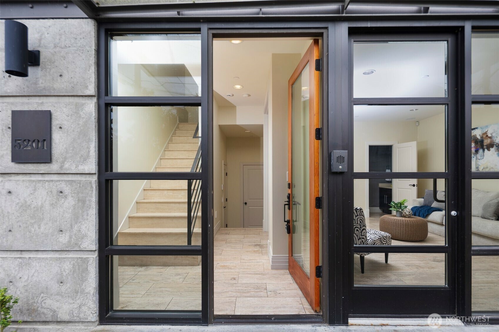Property Photo: 3201 W Lynn Street WA 98199