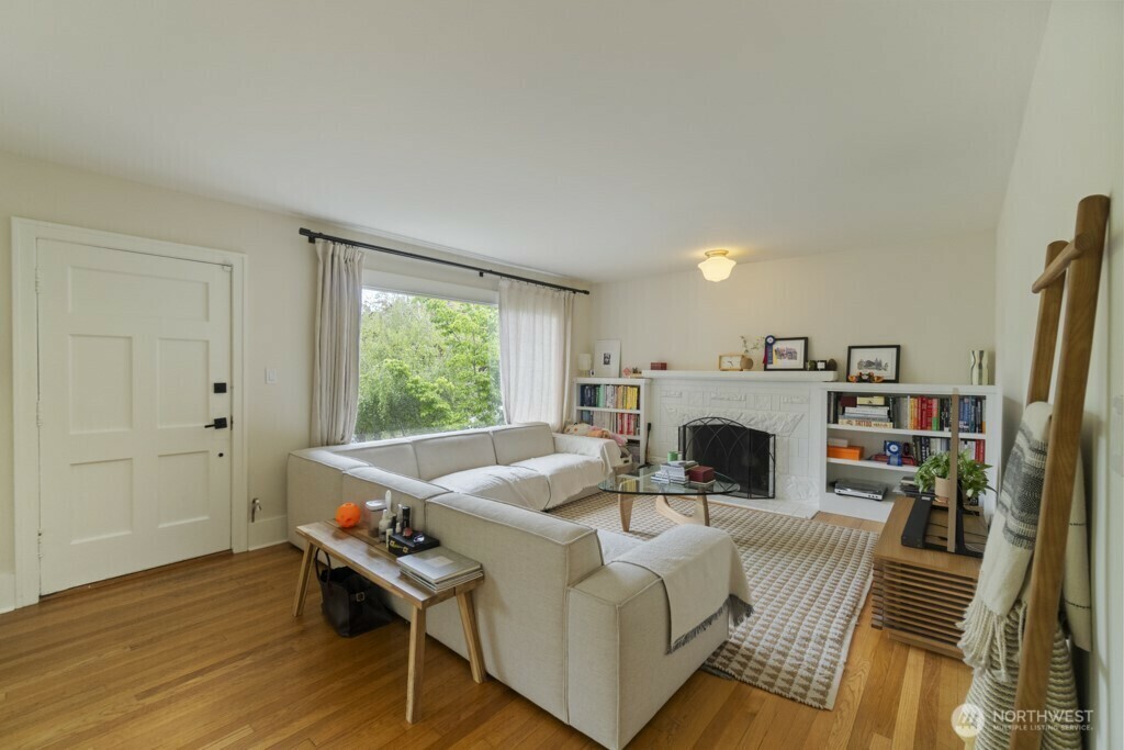 Property Photo: 507 NW 72nd Street WA 98117