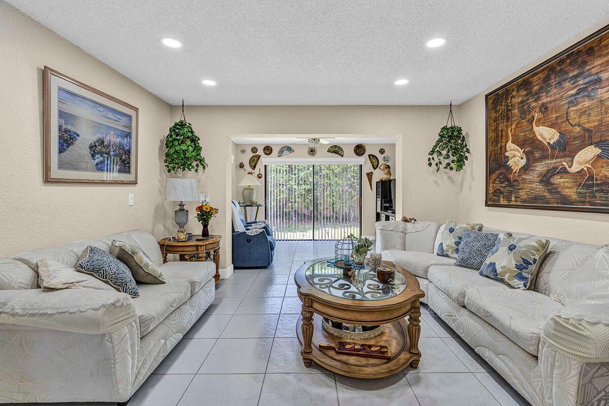 Property Photo: 6738 Moonlit Drive FL 33446