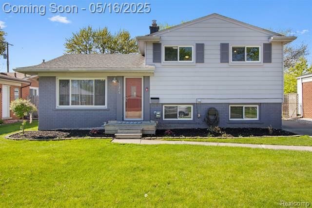 13626 Leisure Drive  Warren MI 48088 photo
