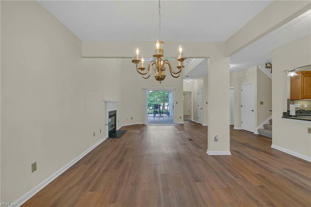 Property Photo: 814 E Willow Point Pl VA 23602