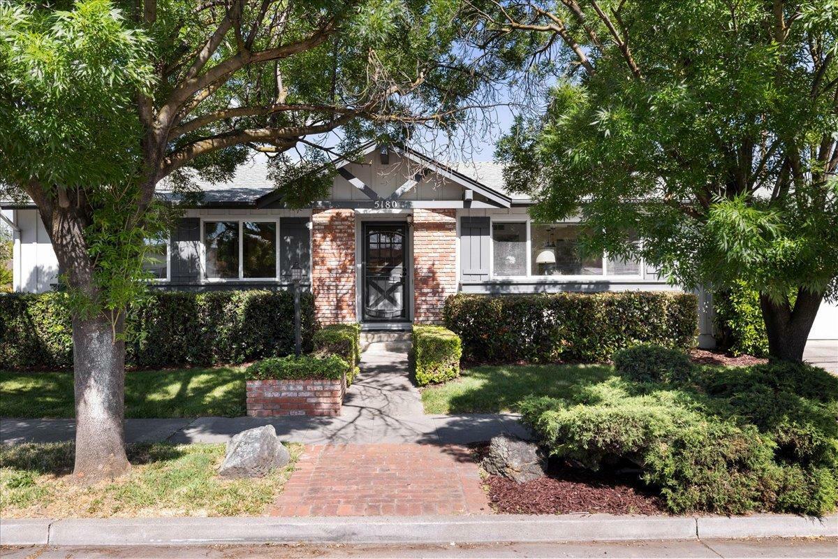 Property Photo: 5180 Discovery Avenue CA 95111
