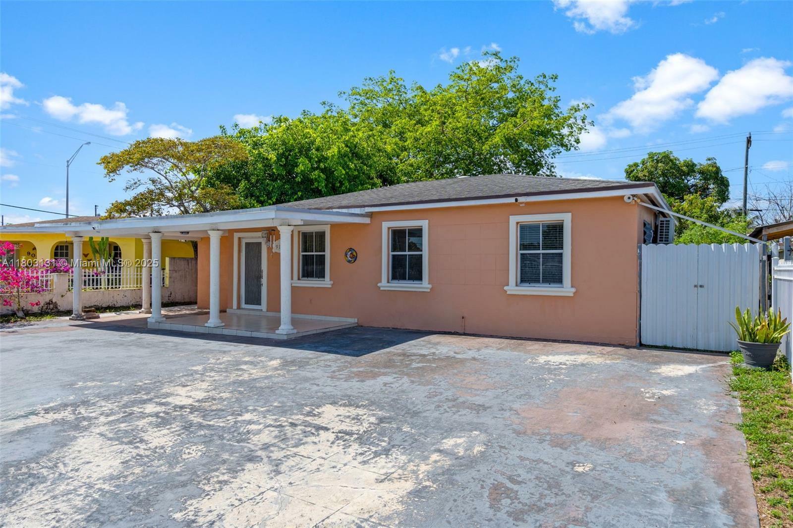 Property Photo: 911 E 32nd St FL 33013