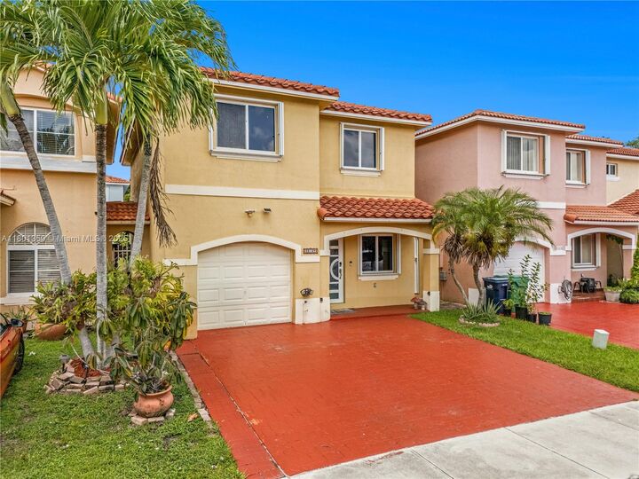 Property Photo:  6014 SW 162nd Pl  FL 33193 