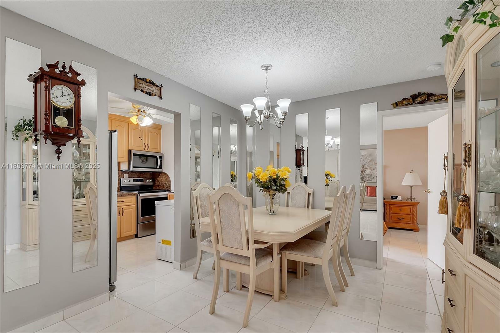 Property Photo: 17021 N Bay Rd 918 FL 33160