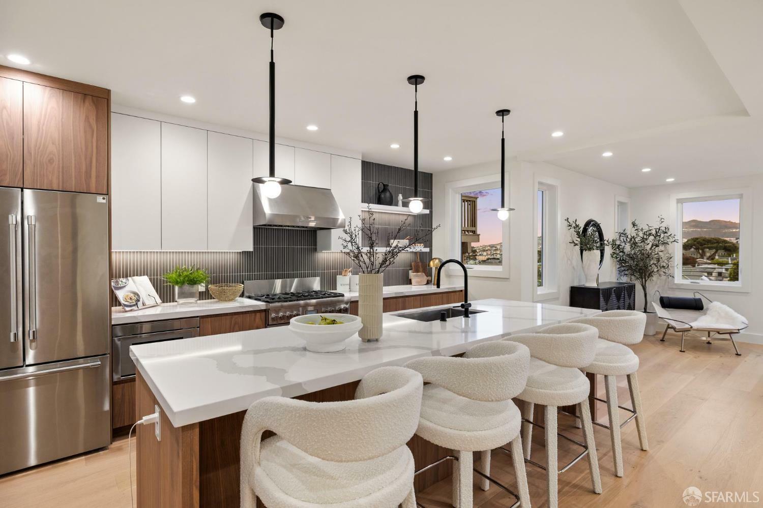 Property Photo: 375 Hearst Avenue CA 94112