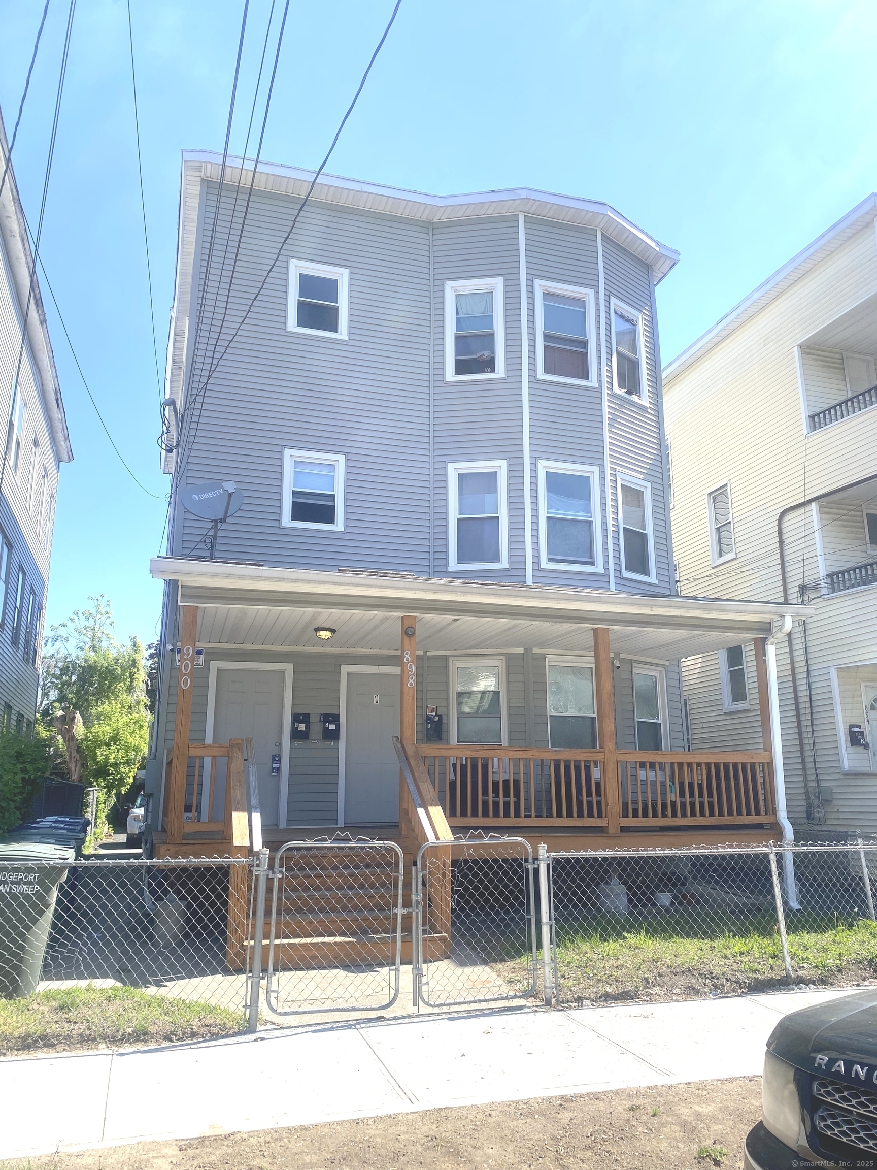 Property Photo: 898 Hancock Avenue CT 06605