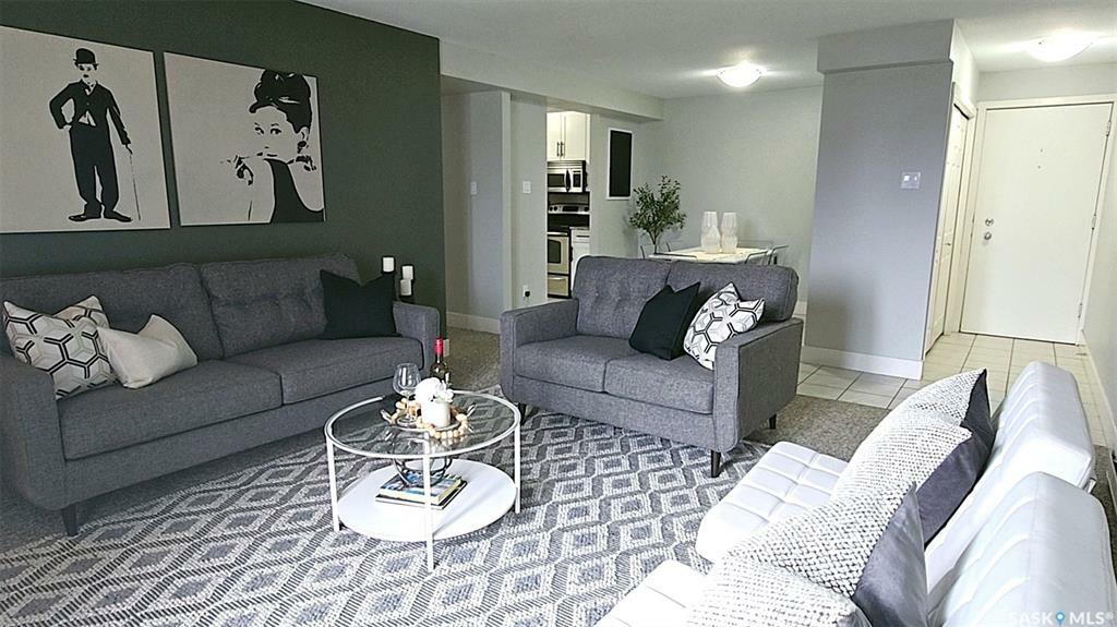 Property Photo: 2410 Louise Street 22 SK S7J 0P2