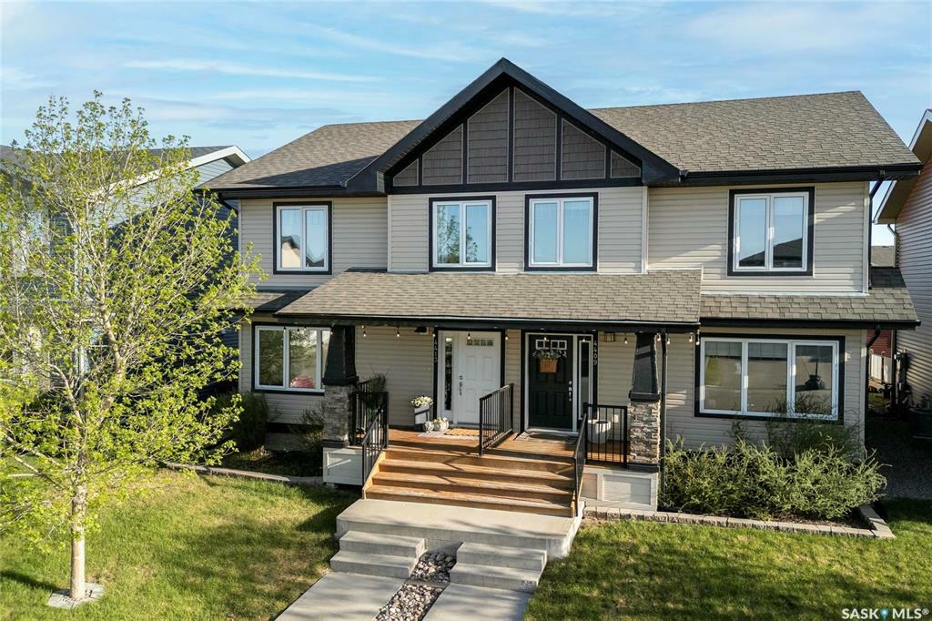 Photo de la propriété: 4413 Green Poplar Lane E SK S4V 3H5