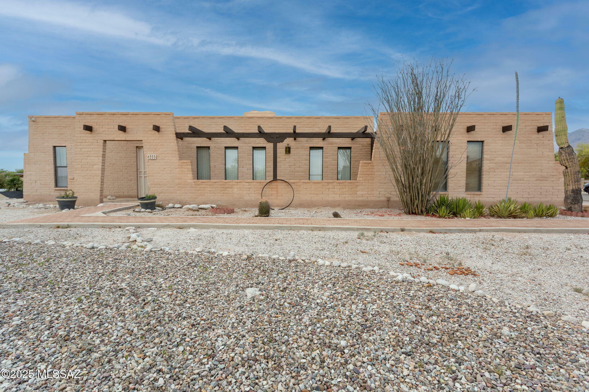 Property Photo: 6555 E Calle De Amigos AZ 85750