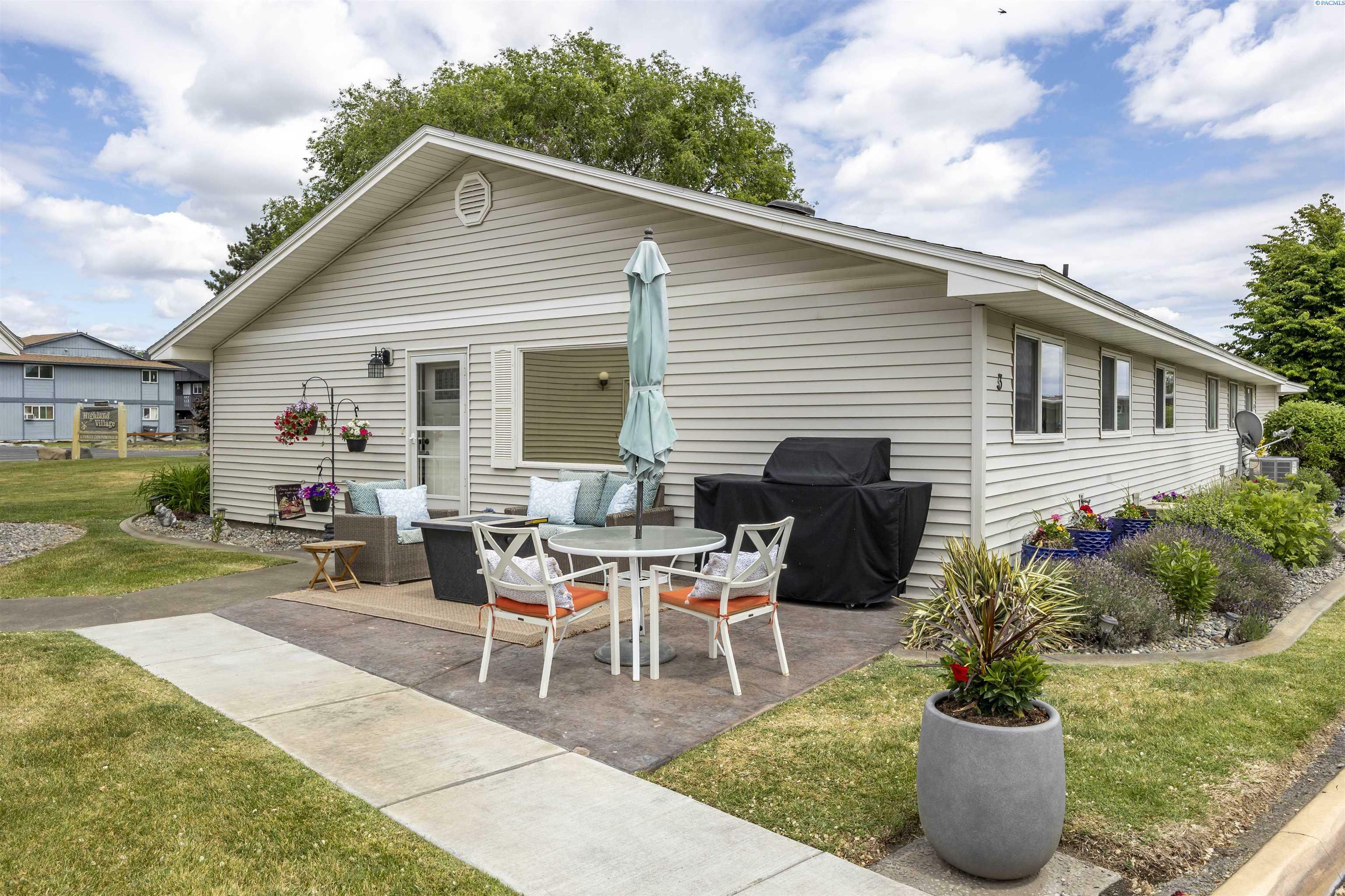 4203 W Kennewick Ave #3  Kennewick WA 99336 photo