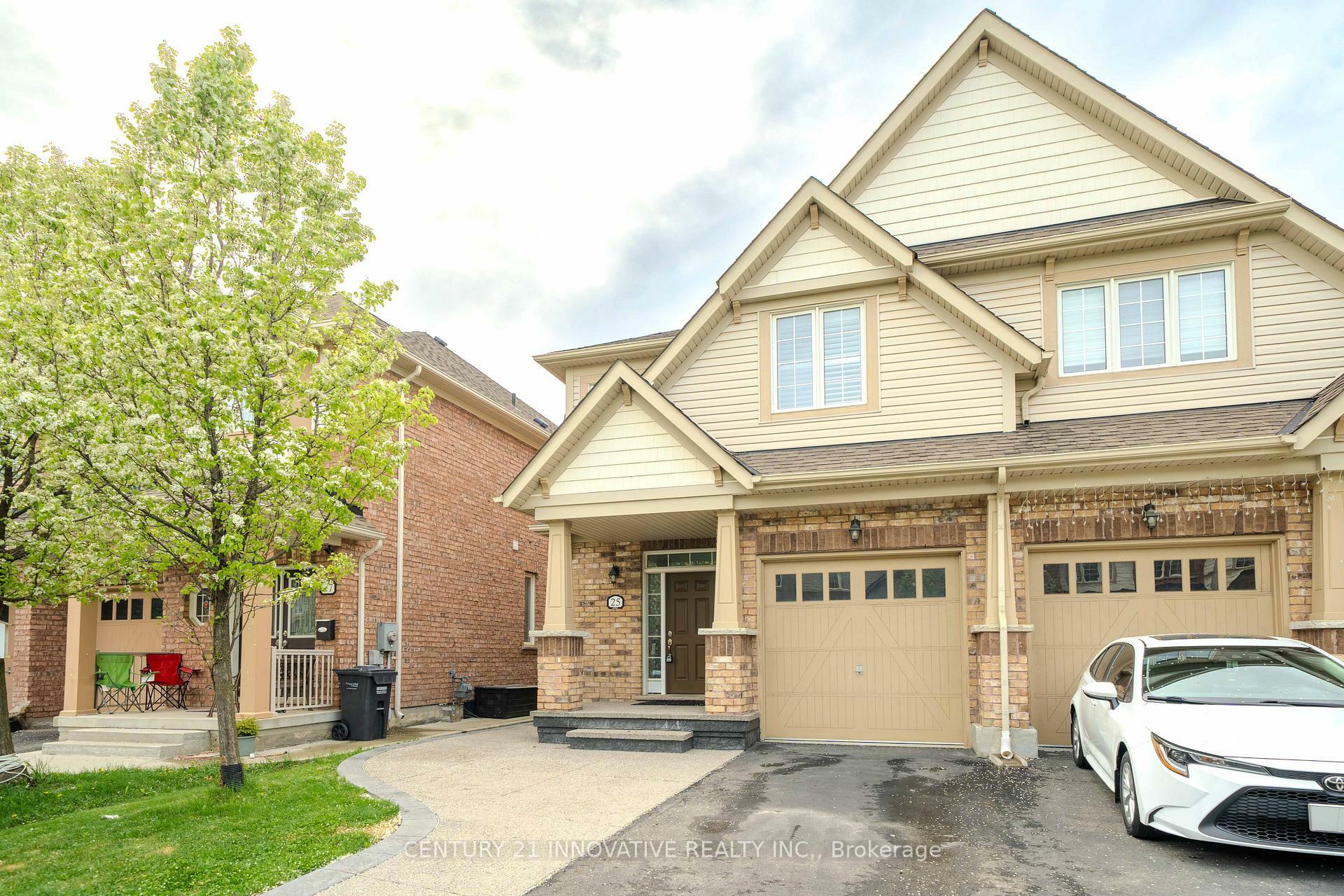 Property Photo: 25 Wellman Crescent ON L7C 3W4