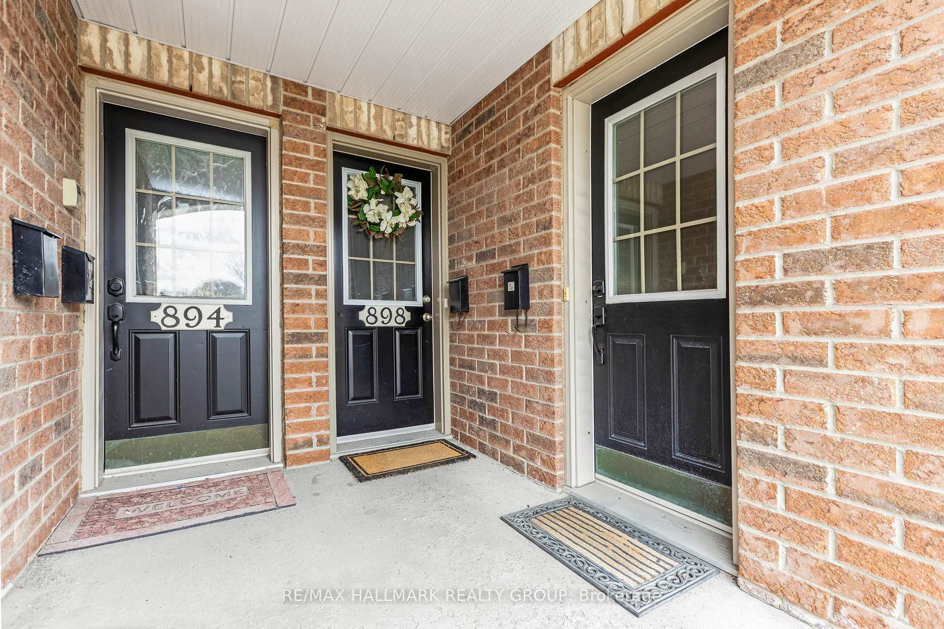 Photo de la propriété: 896 Longfields Drive ON K2J 5K6