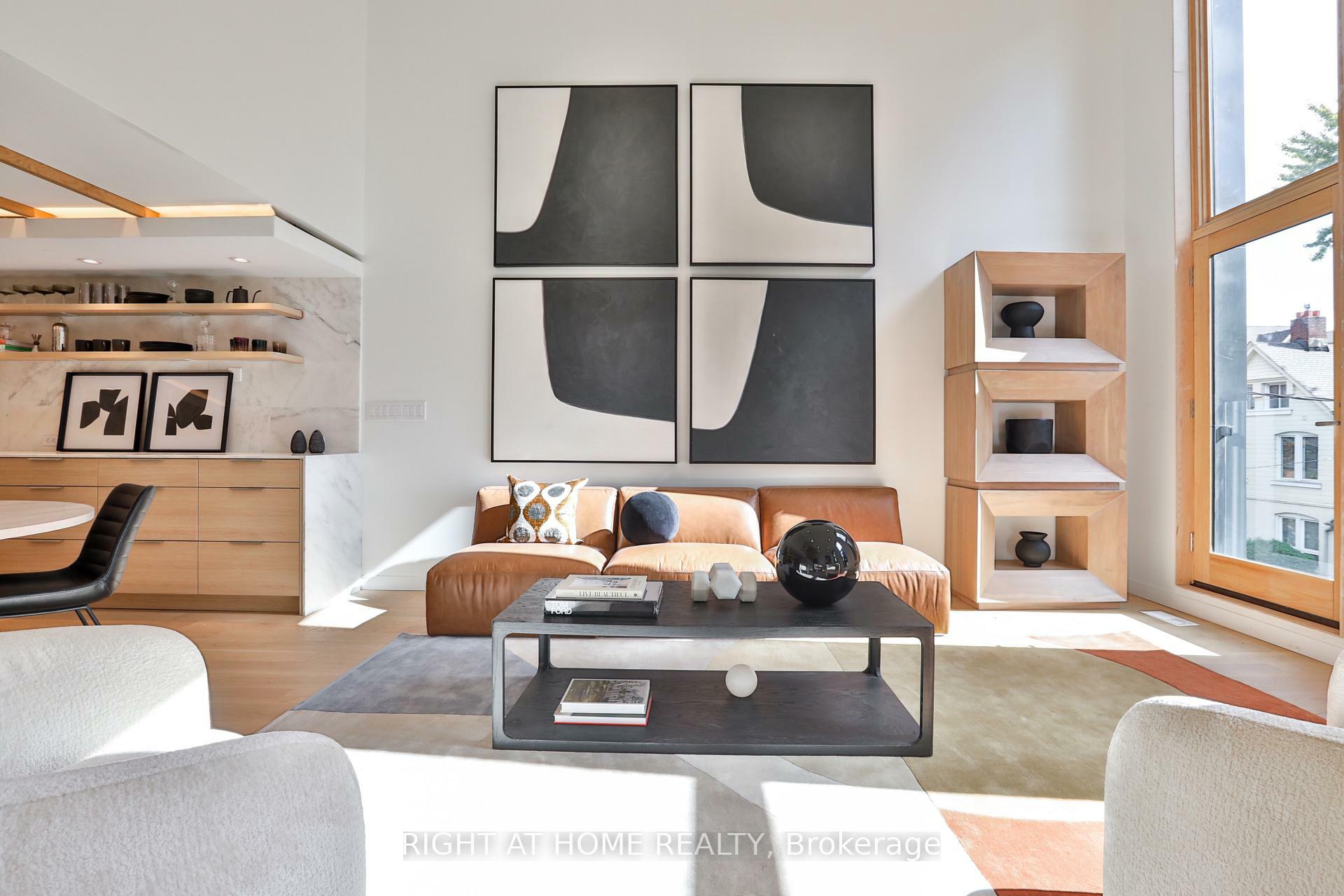 Photo de la propriété: 225 Brunswick Avenue Ph 1 ON M5S 2M6