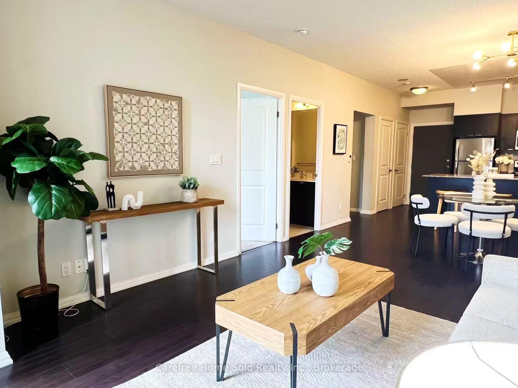 Property Photo: 35 Hayden Street 504 ON M4Y 3C3