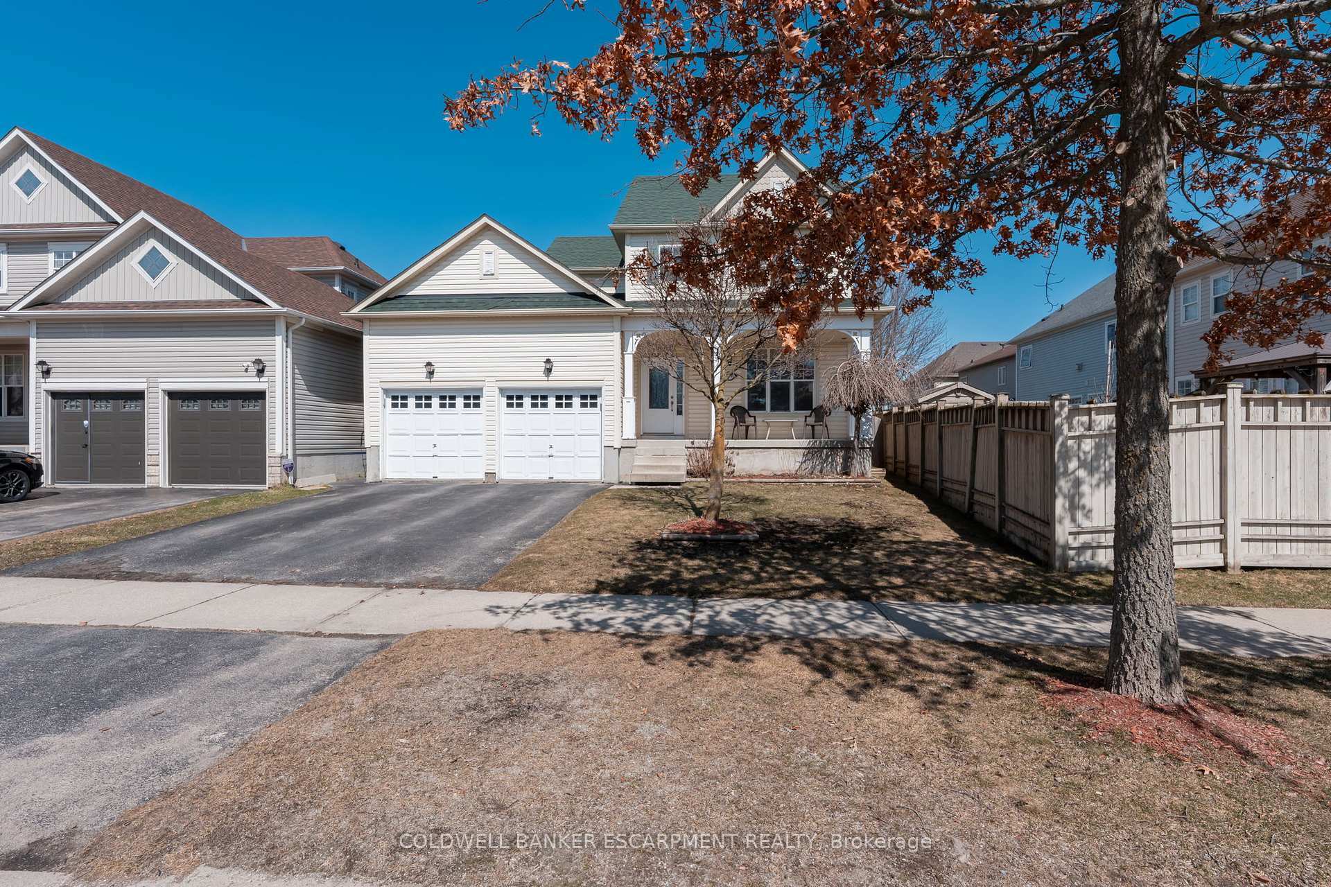 Property Photo: 39 Hurst Street ON L7J 2Z8